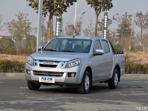 江西五十铃 D-MAX 2017款 3.0T四驱 自动超豪华型 江西五十铃 D-MAX 2017款 3.0T四驱 自动超豪华型