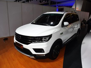 SWM斯威汽车 SWM斯威X3 2017款 基本型 SWM斯威汽车 SWM斯威X3 2017款 基本型