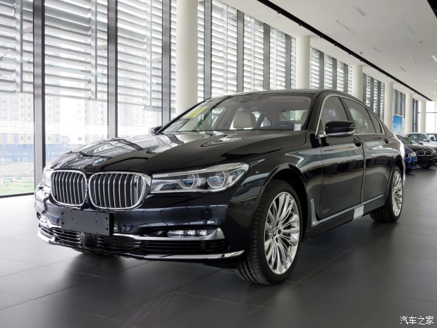 宝马(进口) 宝马7系 2017款 M760Li xDrive 卓越奢华版