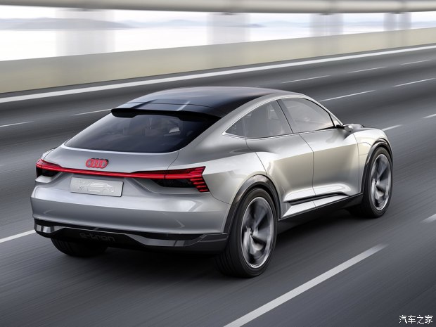 奥迪(进口) 奥迪e-tron 2017款 Sportback Concept 奥迪(进口) 奥迪e-tron 2017款 Sportback Concept