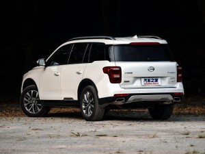 广汽乘用车 传祺GS8 2017款 320T 四驱至尊版 广汽乘用车 传祺GS8 2017款 320T 四驱至尊版
