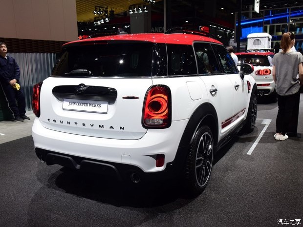 MINI JCW MINI JCW COUNTRYMAN 2017款 2.0T JOHN COOPER WORKS 旅行家 MINI JCW MINI JCW COUNTRYMAN 2017款 2.0T JOHN COOPER WORKS 旅行家