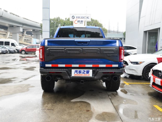 福特(进口) 福特F-150 2017款 3.5L 猛禽版 福特(进口) 福特F-150 2017款 3.5L 猛禽版