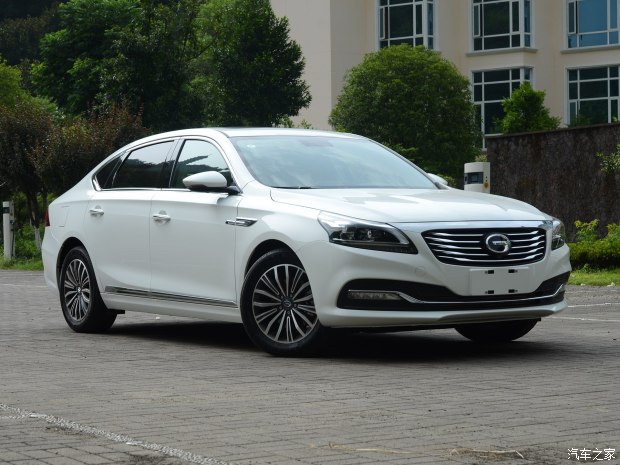 广汽乘用车 传祺GA8 2016款 320T 豪华版 广汽乘用车 传祺GA8 2016款 320T 豪华版