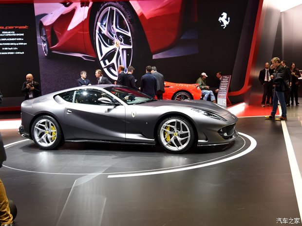 法拉利 812 Superfast 2017款 6.5L 标准型 法拉利 812 Superfast 2017款 6.5L 标准型