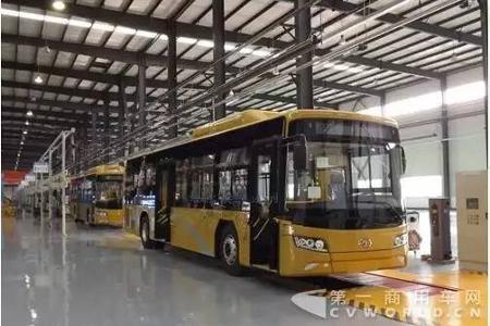 一天下线8辆 今年要推13款新车 这家新能源客车企业要占领哈尔滨？