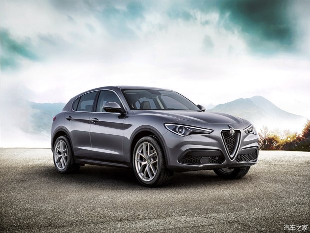 阿尔法・罗密欧 Stelvio 2017款 First Editon 阿尔法・罗密欧 Stelvio 2017款 First Editon