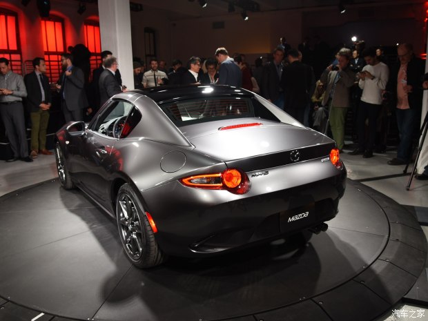 马自达(进口) 马自达MX-5 2016款 retractable fastback 马自达(进口) 马自达MX-5 2016款 retractable fastback