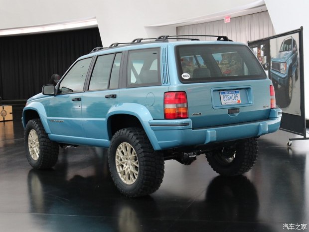 Jeep(进口) 大切诺基(进口) 2017款 Easter Safari Concept Jeep(进口) 大切诺基(进口) 2017款 Easter Safari Concept