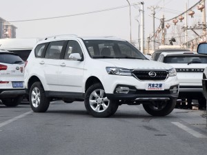 陆风汽车 陆风X8 2017款 2.0T 汽油4X2豪华型