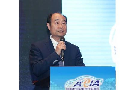 师建华：汽车与外界的连接成为必然