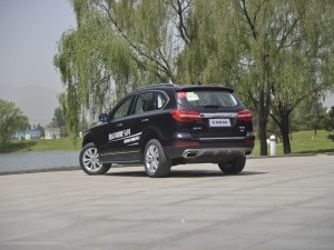 长城汽车 哈弗H8 2017款 2.0T 汽油四驱尊享型 长城汽车 哈弗H8 2017款 2.0T 汽油四驱尊享型