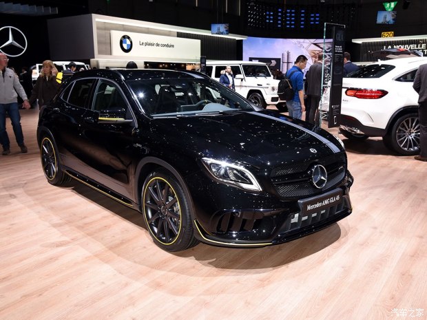 梅赛德斯-AMG 奔驰GLA AMG 2018款 AMG GLA 45 4MATIC 梅赛德斯-AMG 奔驰GLA AMG 2018款 AMG GLA 45 4MATIC
