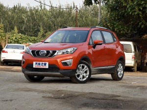 长安汽车 长安CS15 2016款 1.5L 自动时尚版