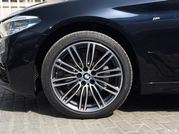 华晨宝马 宝马5系 2018款 530Li xDrive M运动套装 华晨宝马 宝马5系 2018款 530Li xDrive M运动套装