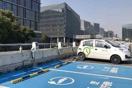 虹桥枢纽部分免费停车、免费充电 荣威新能源送上车主攻略!