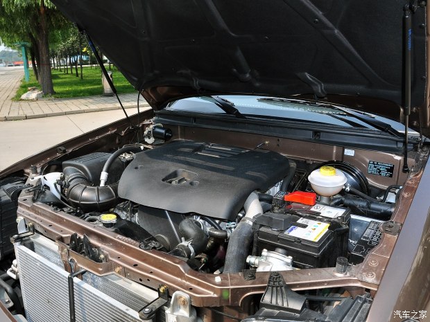 中兴汽车 威虎 2015款 2.5T柴油四驱豪华型 中兴汽车 威虎 2015款 2.5T柴油四驱豪华型
