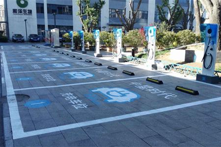 “610”百团大“赚”购车节车型抢先看之吉利新能源