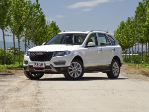 长城汽车 哈弗H8 2017款 2.0T 汽油两驱悦享型