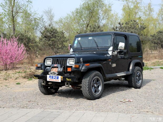Jeep(进口) 牧马人 1993款 4.0L 第一代 Jeep(进口) 牧马人 1993款 4.0L 第一代