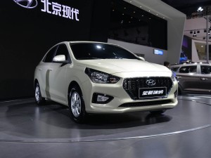 北京现代 瑞纳 2017款 基本型