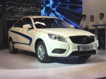 续航300km 北汽新能源EU300正式下线