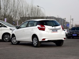 一汽丰田 威驰FS 2017款 1.5L CVT锋驰版