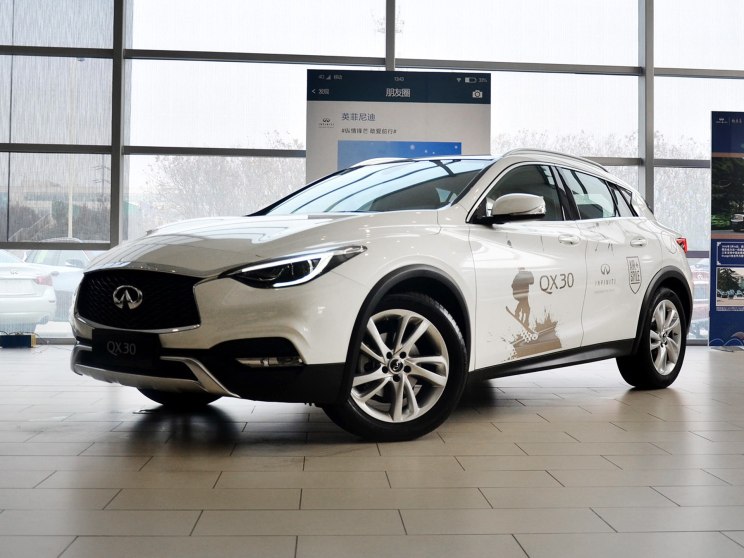 英菲尼迪(进口) 英菲尼迪QX30 2017款 1.6T 两驱运动版 英菲尼迪(进口) 英菲尼迪QX30 2017款 1.6T 两驱运动版