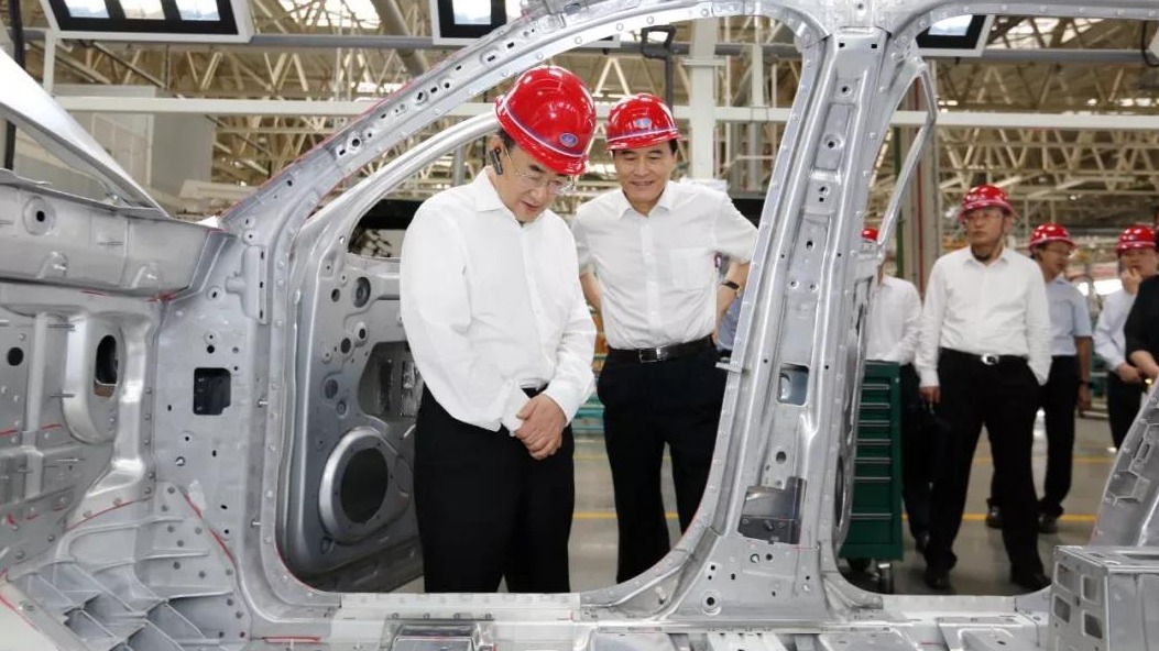 安进陪同通用技术董事长许宪平考察江淮 总经理项兴初陪同