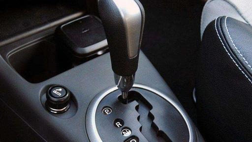 很多人在学车的时候都选择学手动挡，为什么买车的时候选自动挡车