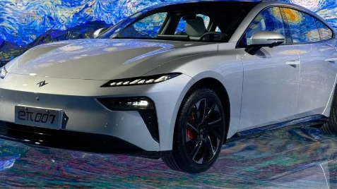 优惠3万掀桌子，13.66万起，东风eπ007有底气和启源A07硬刚