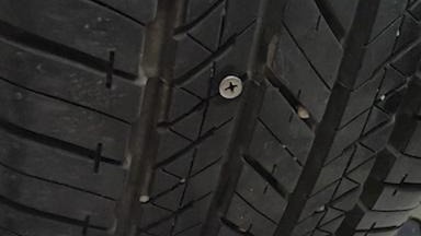 新手司机补胎注意，修车店这个套路太隐蔽了，已有不少车主被坑