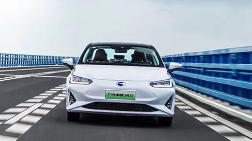 赋能汽车智能化变革 OTA能否演化出一条独立赛道？