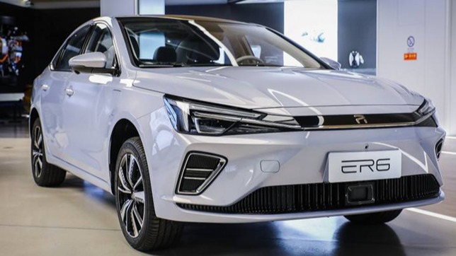 三大新车首秀亮相 上汽荣威“最强阵容”登陆成都车展