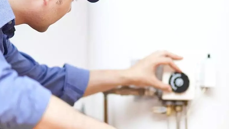 上门维修太多坑！收钱后跑路、乱收费：这些乱象谁来治？