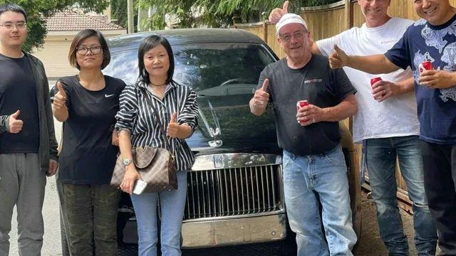 因女儿一句话，车主把500万劳斯莱斯油改电，网友：加不起油了