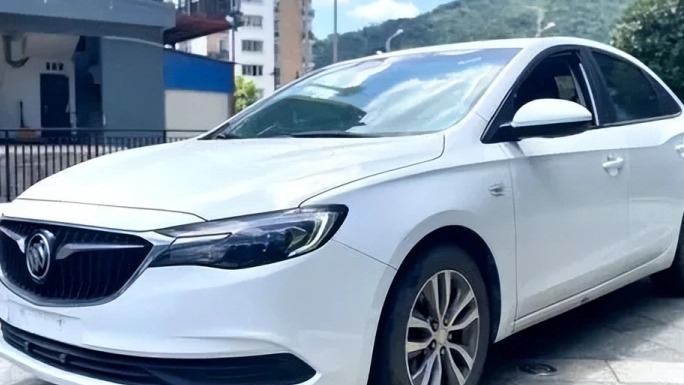 6月轿车谁家最便宜？卡罗拉降级3万 别克英朗降价最多