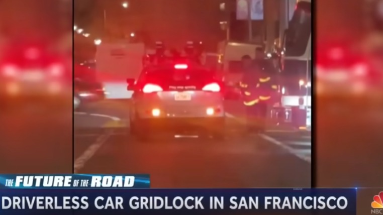 技术不成熟，无人驾驶汽车成旧金山之痛