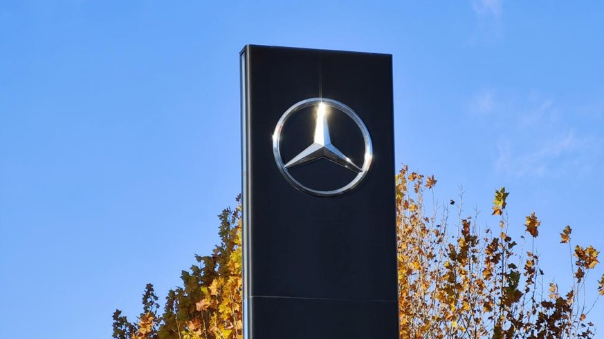 勇于自我揭短 奔驰超16万辆汽车涉多重安全隐患