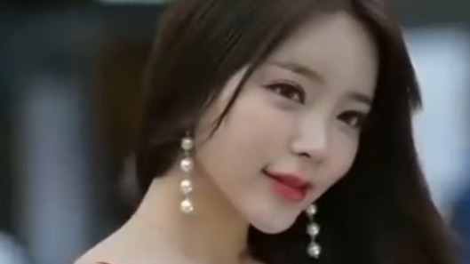 韩国车模秀身材