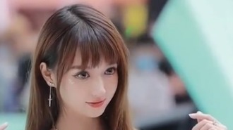  清纯美丽，可爱动人  