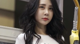 饭拍汽车模特走秀现场