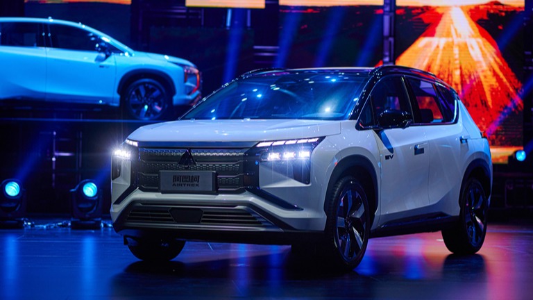 正式步入电动化时代 硬派纯电SUV广汽三菱阿图柯上市19.9