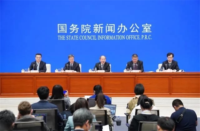 未来中老年群体或成购车主力 中低端车型成“香饽饽”