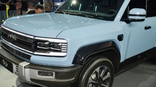 都是硬派越野车，方程豹豹5和坦克400竟有这么多不同？