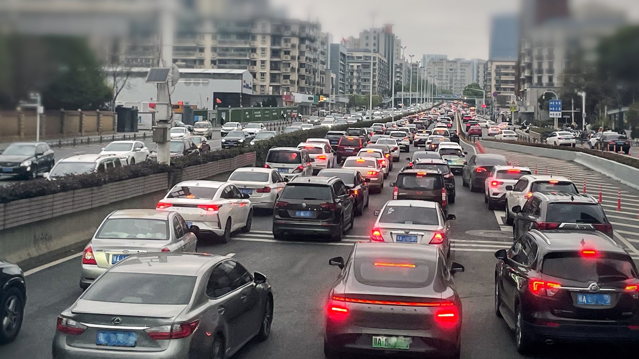 国六b全面实施：清风徐来，水波不兴