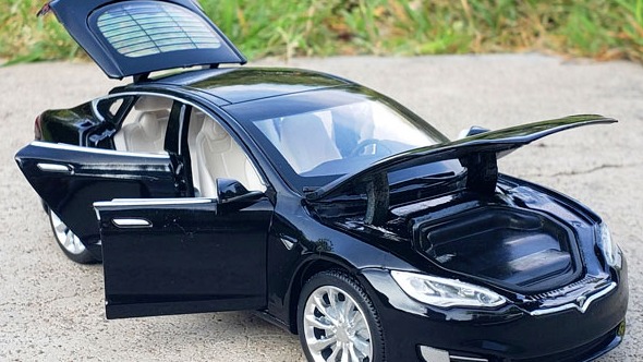 一体铸造这个饼，特斯拉画不下去了