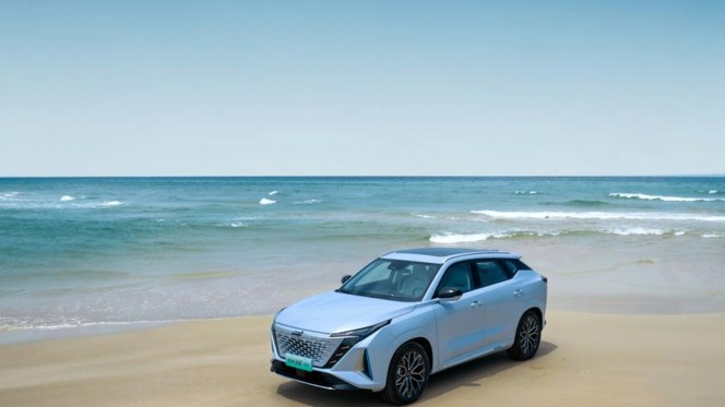 10万买什么车划算？许多人推荐这款真的值吗？10个点参透TA