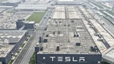 车企大裁员的背后，汽车利润创7年新低，宁赔偿不死耗！