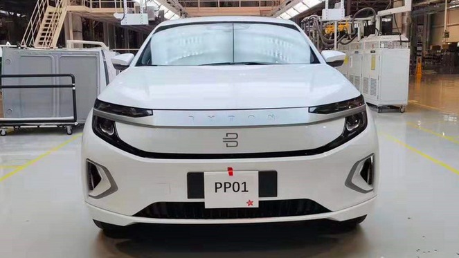 拜腾首款SUV正式下线 明年交付 竞争蔚来ES6